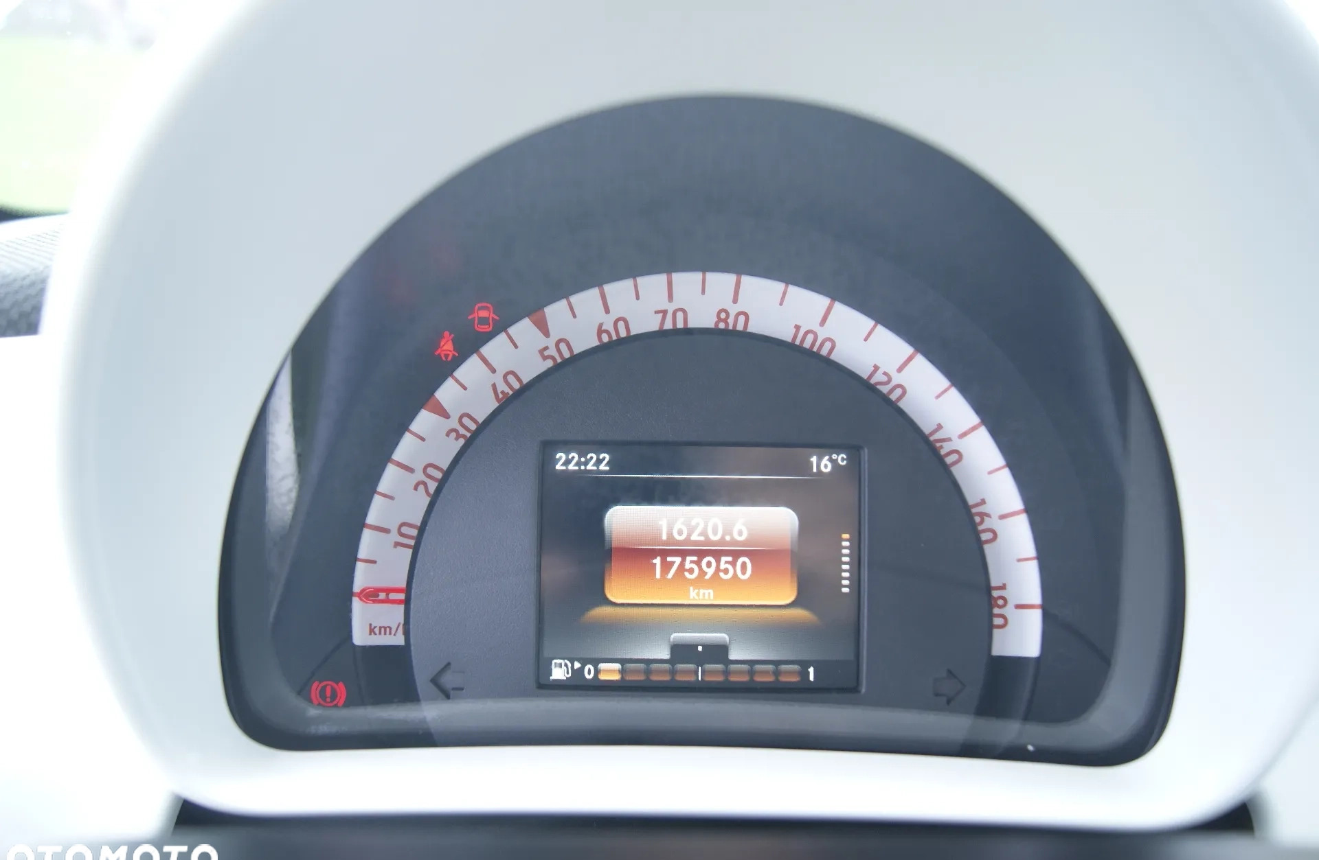 Smart Forfour cena 26000 przebieg: 175950, rok produkcji 2015 z Sierpc małe 191